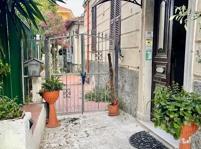 アパート Abcdecor Italia インペリア